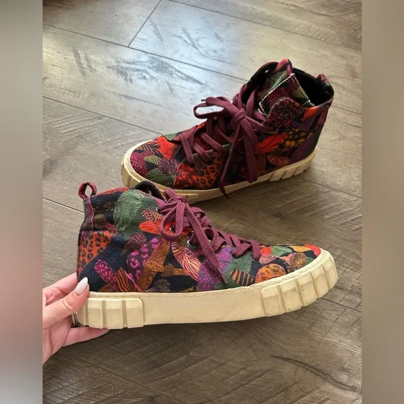 FARM Rio Leopard Mushroom Flatform High Top Sneaker in Leopard Mushroom Black 10 - Picture 1 of 5